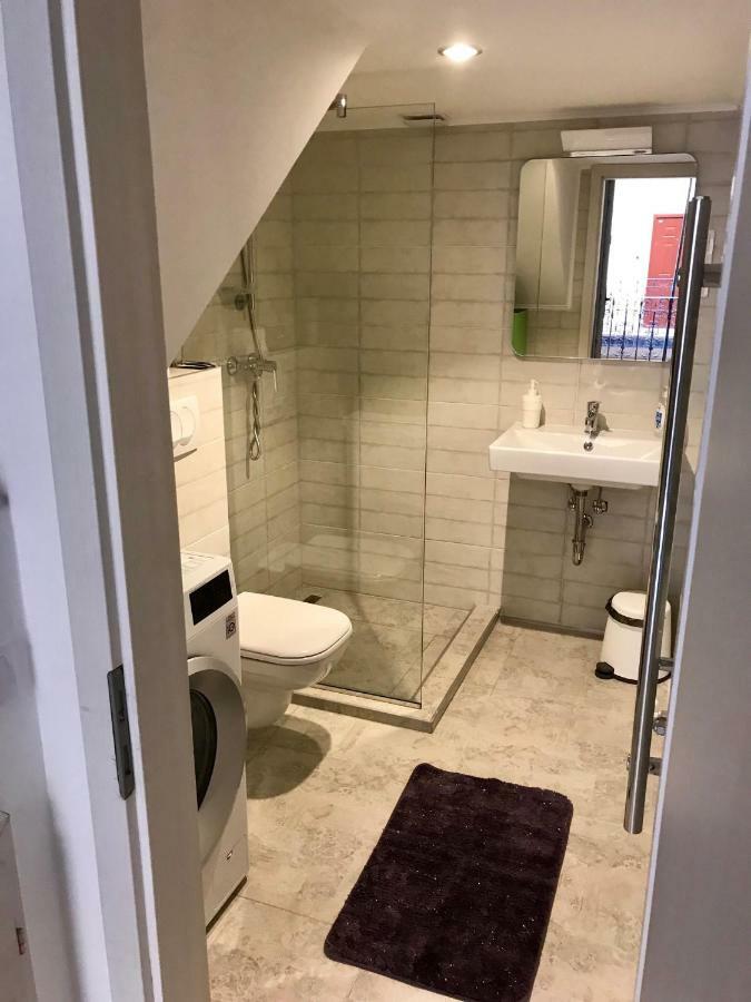 3 Comfortable And Cosy Apartments In Heart Of Budapest Near Basilica Bagian luar foto